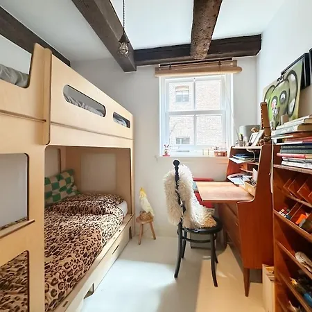 Luxurious Authentic 3br 阿姆斯特丹