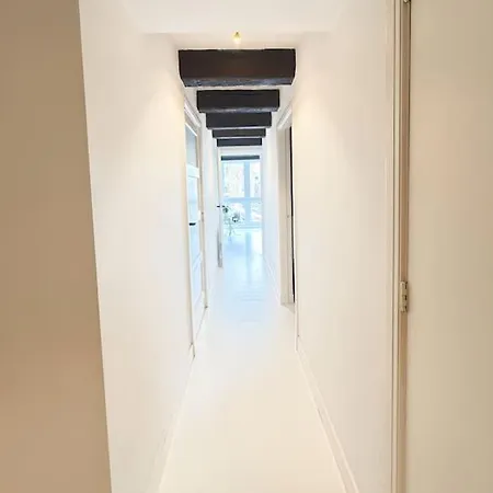 Apartamento Luxurious Authentic 3br *
