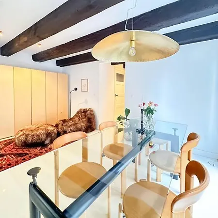 アパート Luxurious Authentic 3br アムステルダム